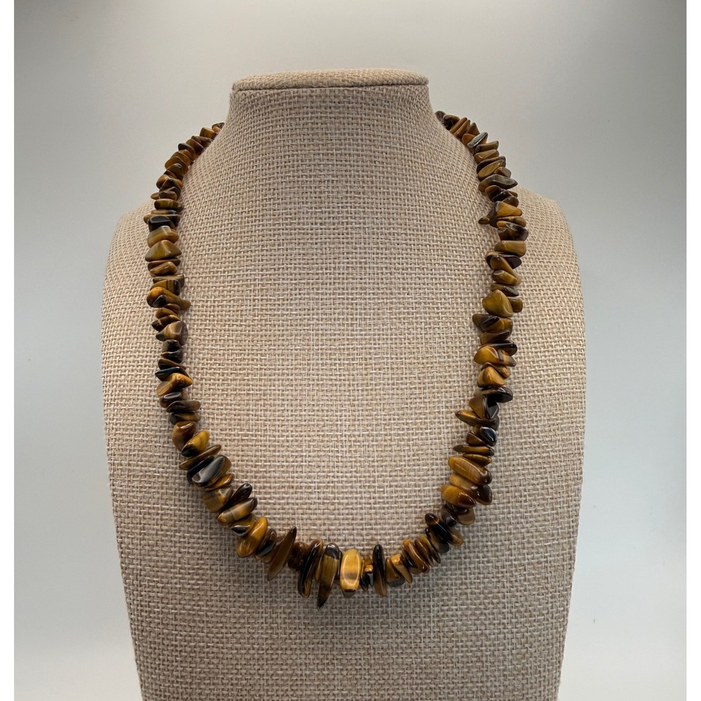 Tigers Eye Natural Gemstone Chip Necklace Brown Gold Tone Barrel Clasp 17.5in